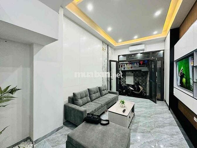 Nhà đẹp phố Bạch Mai , Hai Bà Trưng- nhà đẹp full nội thất, nở hậu