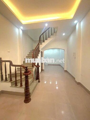 NHÀ 5 TẦNG NGAY QUẬN ỦY HÀ ĐÔNG, ĐƯỜNG Ô TÔ THÔNG TRÁNH, KINH DOANH.