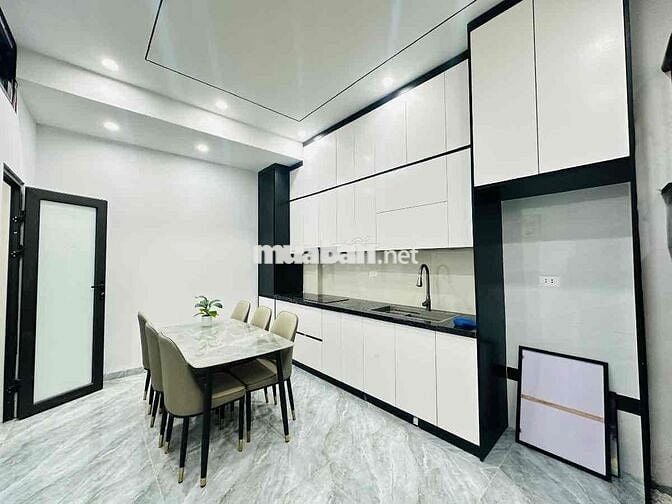 Nhà đẹp phố Bạch Mai , Hai Bà Trưng- nhà đẹp full nội thất, nở hậu