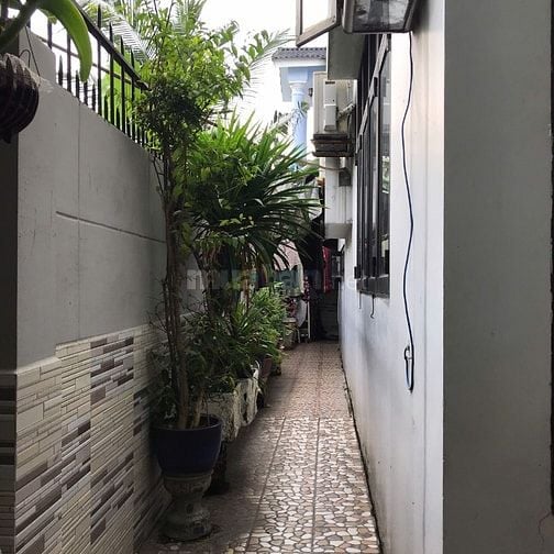 Bán biệt thự khu biệt lập 1 trệt 1 lầu, dân cư an ninh, dân trí