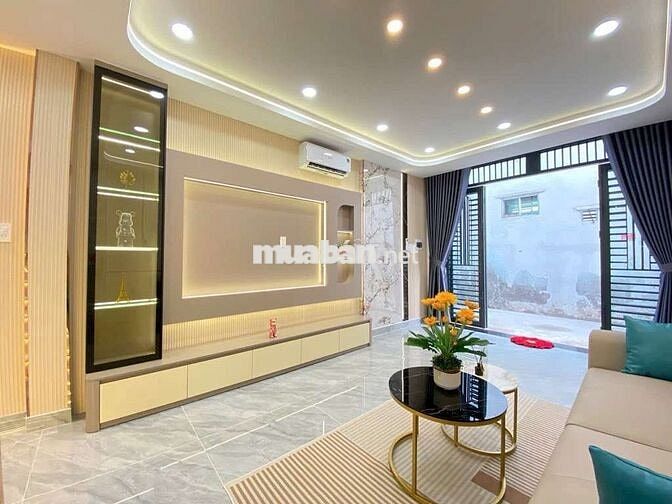 Nhà Mới 2 Tầng Nội Thất Đẹp, Gần ST Emart 2