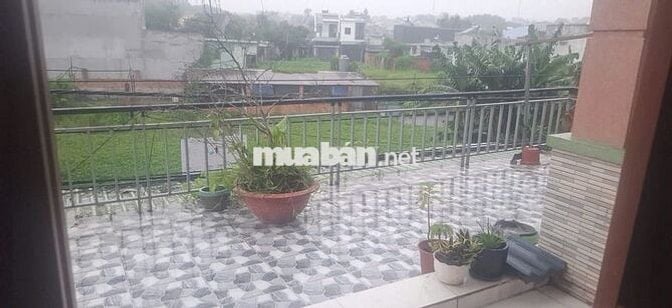 Về quê ,bán gấp căn nhà 96m2 mặt tiền nhựa thông giá 3tỷ