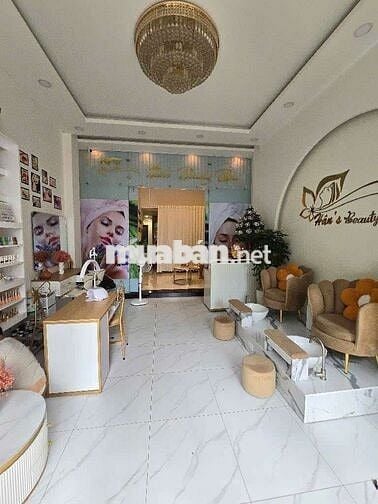 NHÀ 5 TẦNG ĐẸP — ĐƯỜNG TÔ HIỆU PHƯỜNG HIỆP TÂN (4,5m x20 m)