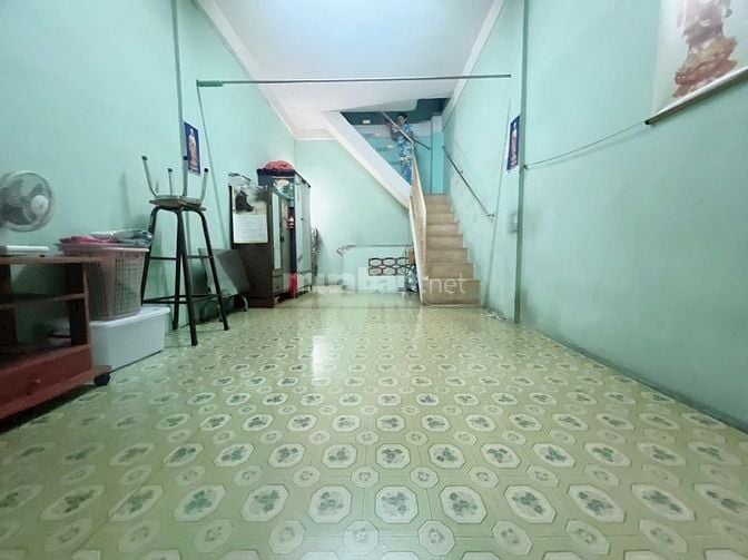 - BÁN NHÀ Q4 KHU HAI MƯƠI THƯỚC HẺM TRUỚC NHÀ 4M