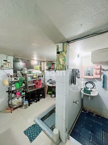 - BÁN NHÀ Q4 KHU HAI MƯƠI THƯỚC HẺM TRUỚC NHÀ 4M