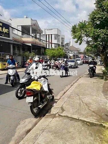Bán rẻ Nhà mặt tiền Buôn bán giáp Lái Thiêu 5x30m
