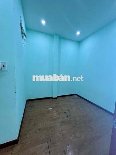 Nhà Mới Sạch Sẻ DT 130m2 1Trệt 1Lầu 2Pn 2Wc Đườn Tải Đậu Cửa Ngã Tư Ga