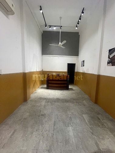 Cho thuê nhà hẻm 5m(XT) Hoàng Văn Thụ, P.2, Q.TB giá 14tr