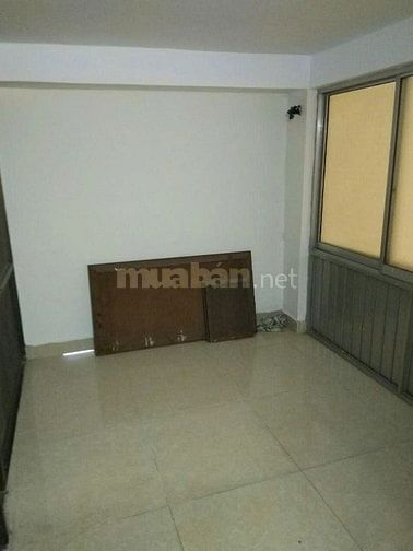 Cho thuê nhà hẻm 5m(XT) Hoàng Văn Thụ, P.2, Q.TB giá 14tr