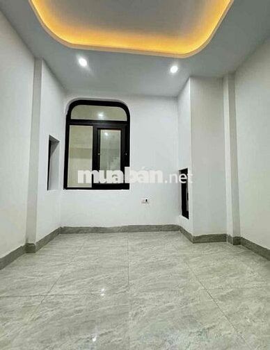 CHO THUÊ NHÀ NGUYÊN CĂN PHỐ PHƯƠNG MAI. GIÁ 6TR5