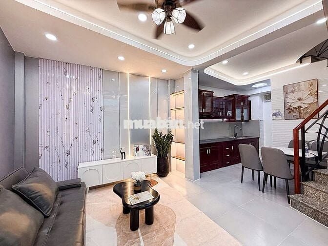 🔥NHÀ MỚI XÂY 100% FULL NT CAO CẤP🔴DTSD:125M2🔴2PN-3WC🔴3TẦNG🔴CHỈ 6Đồng7🔴
