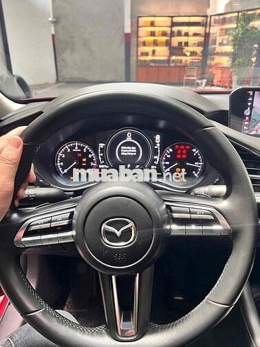 Mazda 3 2023 1.5L Luxury - 59000 km