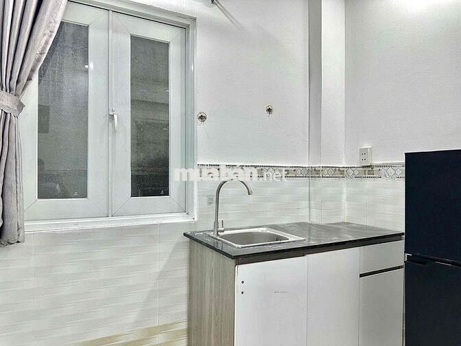 Căn Hộ Studio Cửa Sổ 20m2 - Ngay Bờ Kè Trường Sa - Gần Hồng Bàng, UEF