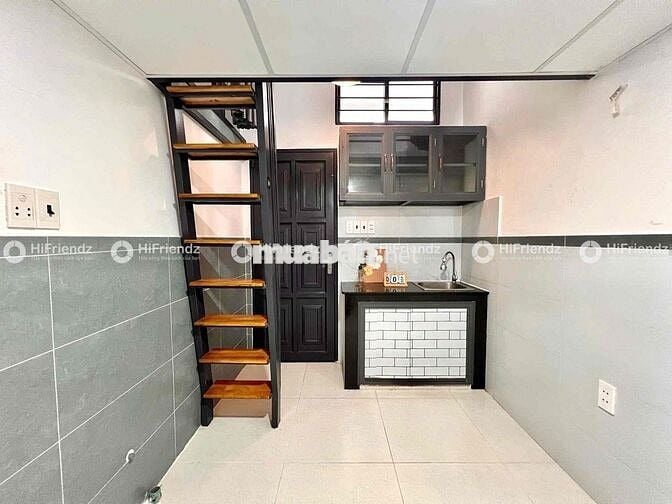 TRỐNG SẴN 1P CÓ GÁC - SẴN MÁY LẠNH - GẦN ĐẦM SEN - ĐH VĂN HIẾN