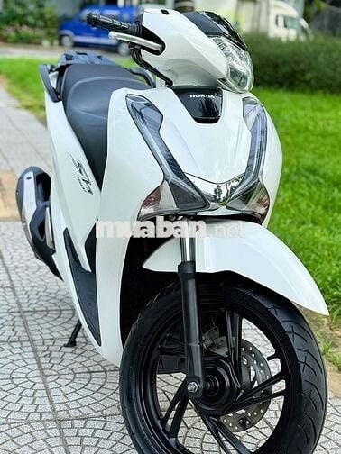 Sh 150 abs 2018. sơn zin nguyên xe. 1 chủ 2 khoá