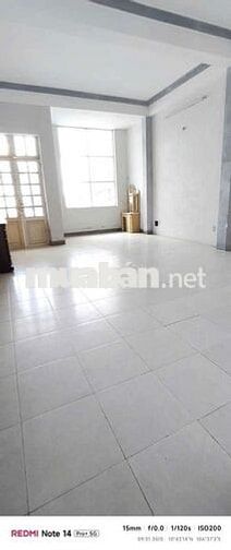 BÁN NHÀ 3 LẦU DT KHỦNG . P 16 Q 8. .