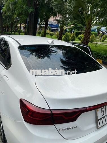 Kia Cerato 2020 1.6 AT Luxury - 18k km 51H-777.xx