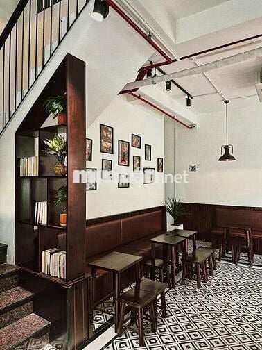 Sang nhượng quán cà phê đông đúc 2 mặt tiền