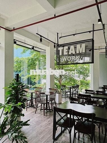 Sang nhượng quán cà phê đông đúc 2 mặt tiền