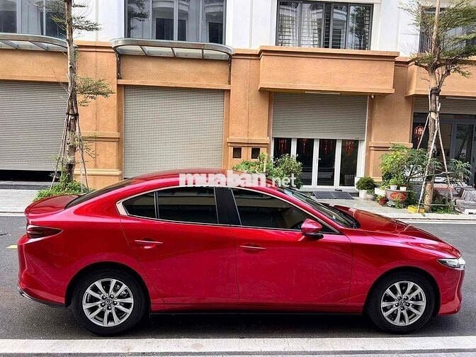 Mazda 3 2023 1.5L Luxury - 59000 km