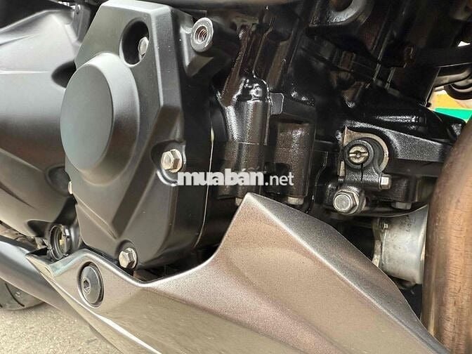 Z1000 Candy 2016 bs SG odo 14.500km