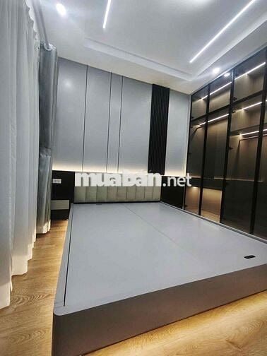 💥 Bán nhà riêng tại Lĩnh Nam, 6,26 tỷ, 35 m2, Chính chủ, hàng hiếm