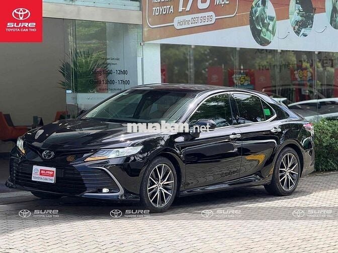 Toyota Camry 2022 2.0 Q - siêu lướt 22k km