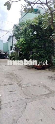 Đất fun thổ, Em chân dài, Hẻm 140 tx 25, dt: 4x26.5m=106m2,