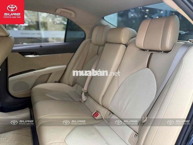 Toyota Camry 2022 2.0 Q - siêu lướt 22k km