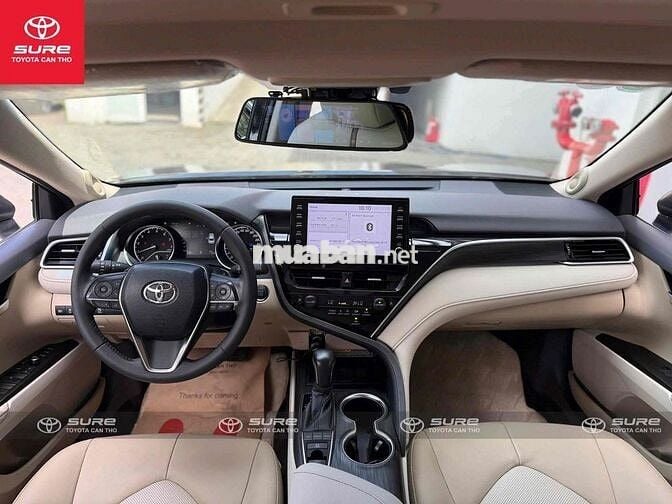 Toyota Camry 2022 2.0 Q - siêu lướt 22k km