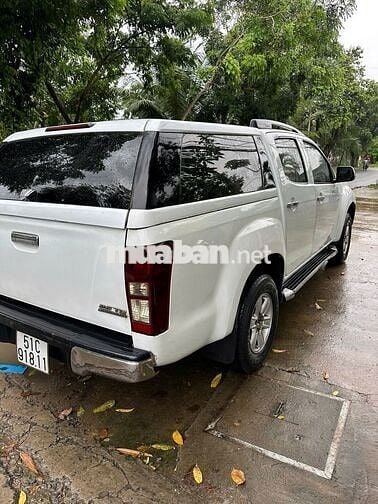 Isuzu Dmax 2016 LS 2.5 4x2 MT - 317630 km