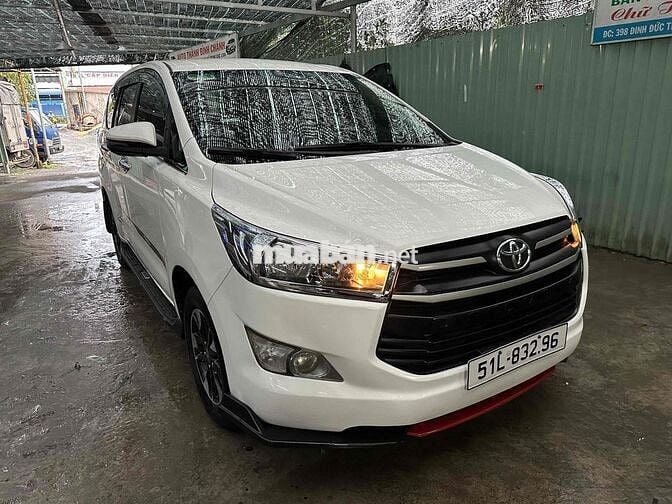 Toyota Innova 2019 2.0E - 389Tr