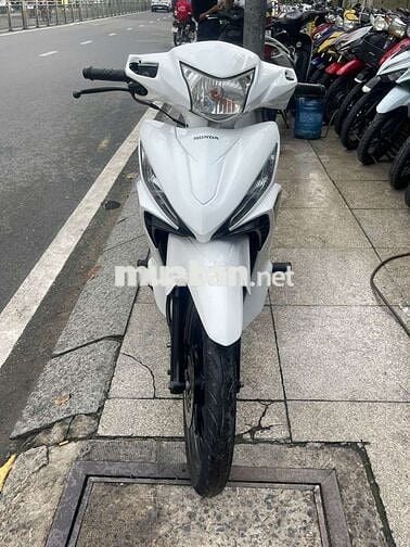 Honda wave RSX Fi 2017 mới 90% biển số thành phố