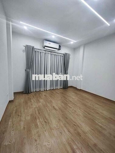 💥 Bán nhà riêng tại Lĩnh Nam, 6,26 tỷ, 35 m2, Chính chủ, hàng hiếm