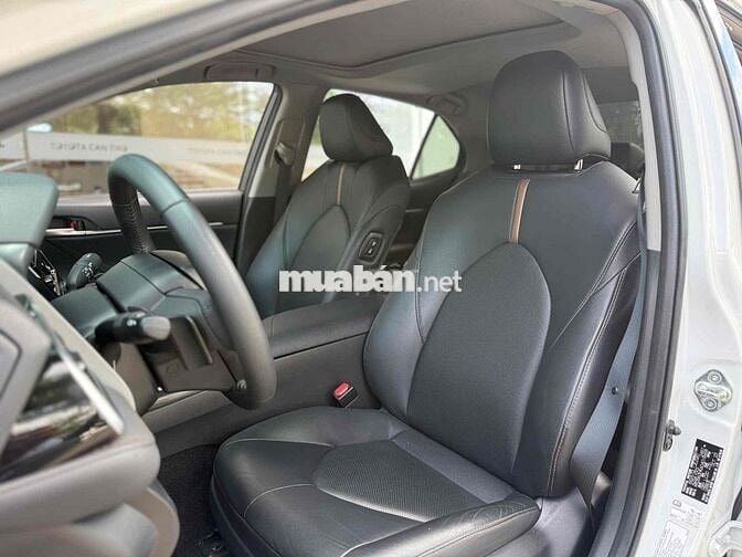Toyota Camry 2023 2.5Q - 28.000 km