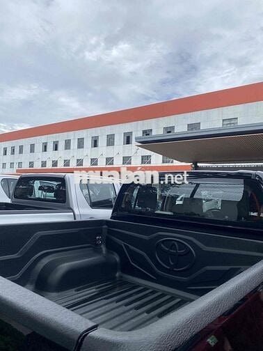 TOYOTA HILLUX 2.4AT - 1 CẦU 2025 All New