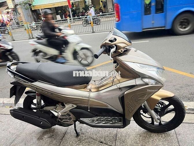 Honda air blade 2012 mới 90% biển số 82