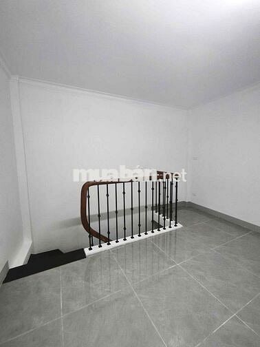 💥 Bán nhà riêng tại Lĩnh Nam, 6,26 tỷ, 35 m2, Chính chủ, hàng hiếm