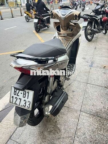 Honda air blade 2012 mới 90% biển số 82