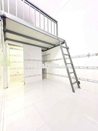 Phòng sẵn máy lạnh gần ĐH Công Thương