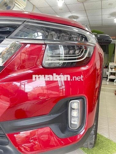 Kia Seltos 2022 Premium 1.4 AT - 36000 km