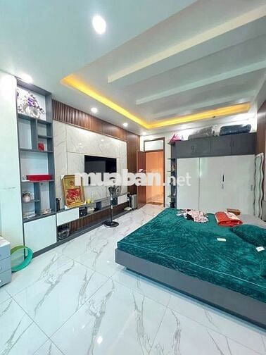 E đang cần bán nhà p/lô tại Tô Hiệu,Hà Đông 53m,3t ô tô đỗ cửa gần 10t