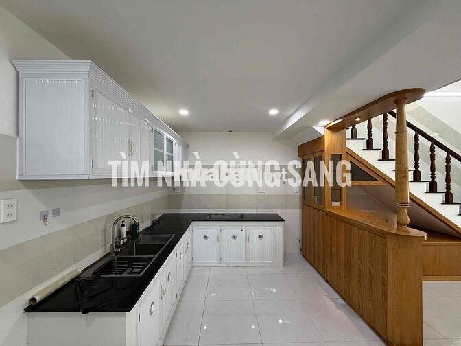 CHO THUÊ NHÀ 2PN, 2MÁY LẠNH, 1 PT, 2WC GẦN PHẠM VĂN ĐỒNG, KHU BÊN SÔNG