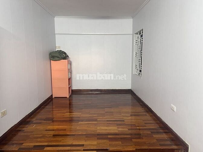 Căn hộ 80m2 toà chung cư 83 Trường Chinh