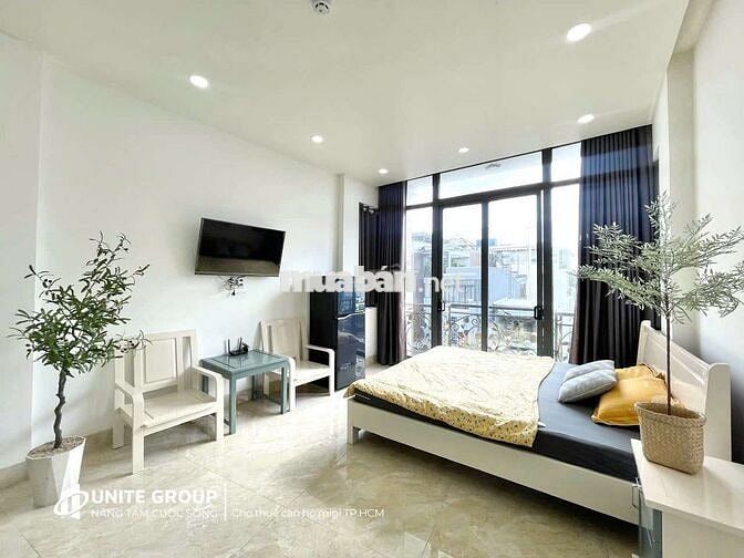 Căn Hộ Studio 42m2 Ban Công Full NT Thang Máy Gần Ngã Tư Phú Nhuận