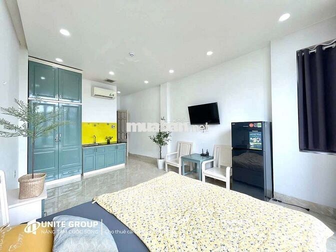 Căn Hộ Studio 42m2 Ban Công Full NT Thang Máy Gần Ngã Tư Phú Nhuận