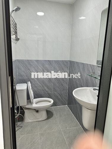 Cho thuê nhà mặt phố đường 281 Lý Thường Kiệt, Quận 11, TP. HCM