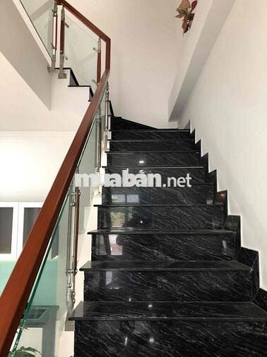 CẦN TIỀN CHO CON ĐI DU HỌC NÊN TÔI MUỐN BÁN CĂN NHÀ TÂM HUYẾT 72m2 SHR
