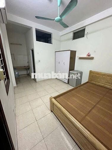 phòng khép kín có điều hòa,nóng lạnh,bảo vệ gần đh tự nhiên giá 2,2tr