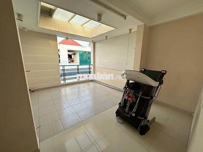 Cho thuê nhà HXH Nguyễn Đình chiểu 4x13m 3 lầu 3pn giá 22 triệu